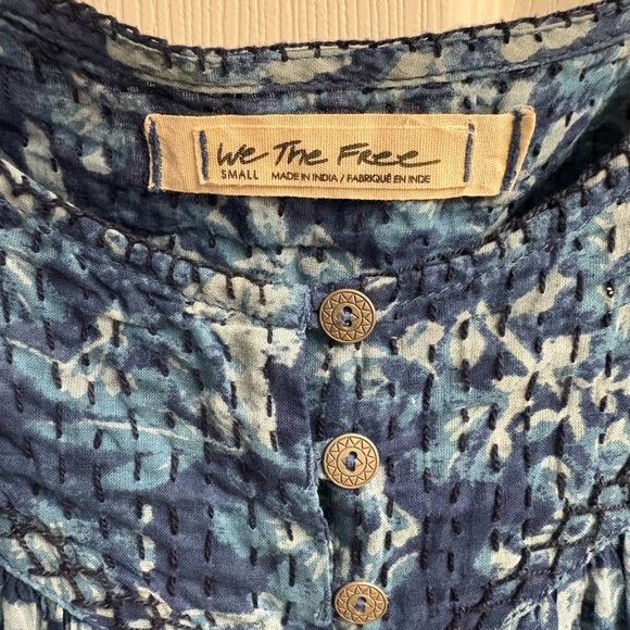 Free People “We The Free” 100% Cotton Cool Meadow Printed Top Size Small - Picture 3 of 5